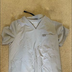 Men’s straight legged scrub set